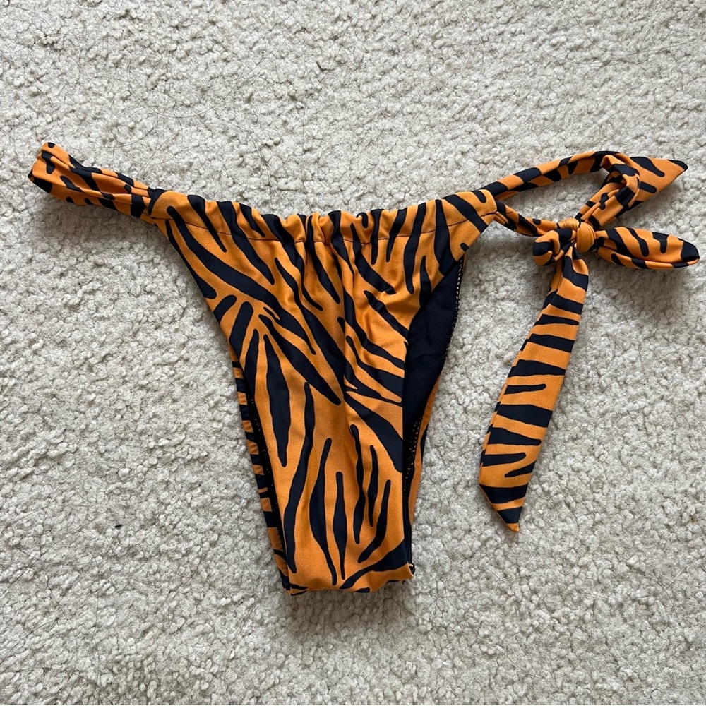 MANGO Animal Print Tiger Orange and Black Print BIkini Bottom Side Tie sz Small